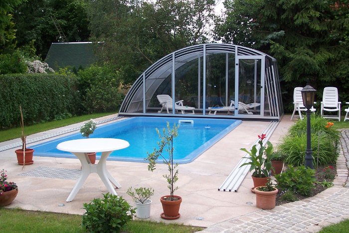 Kommplettes Swimmingpool System